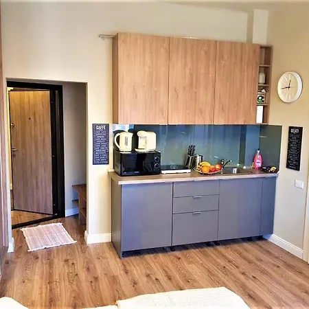 9c Studio, Romana Square Lägenhet